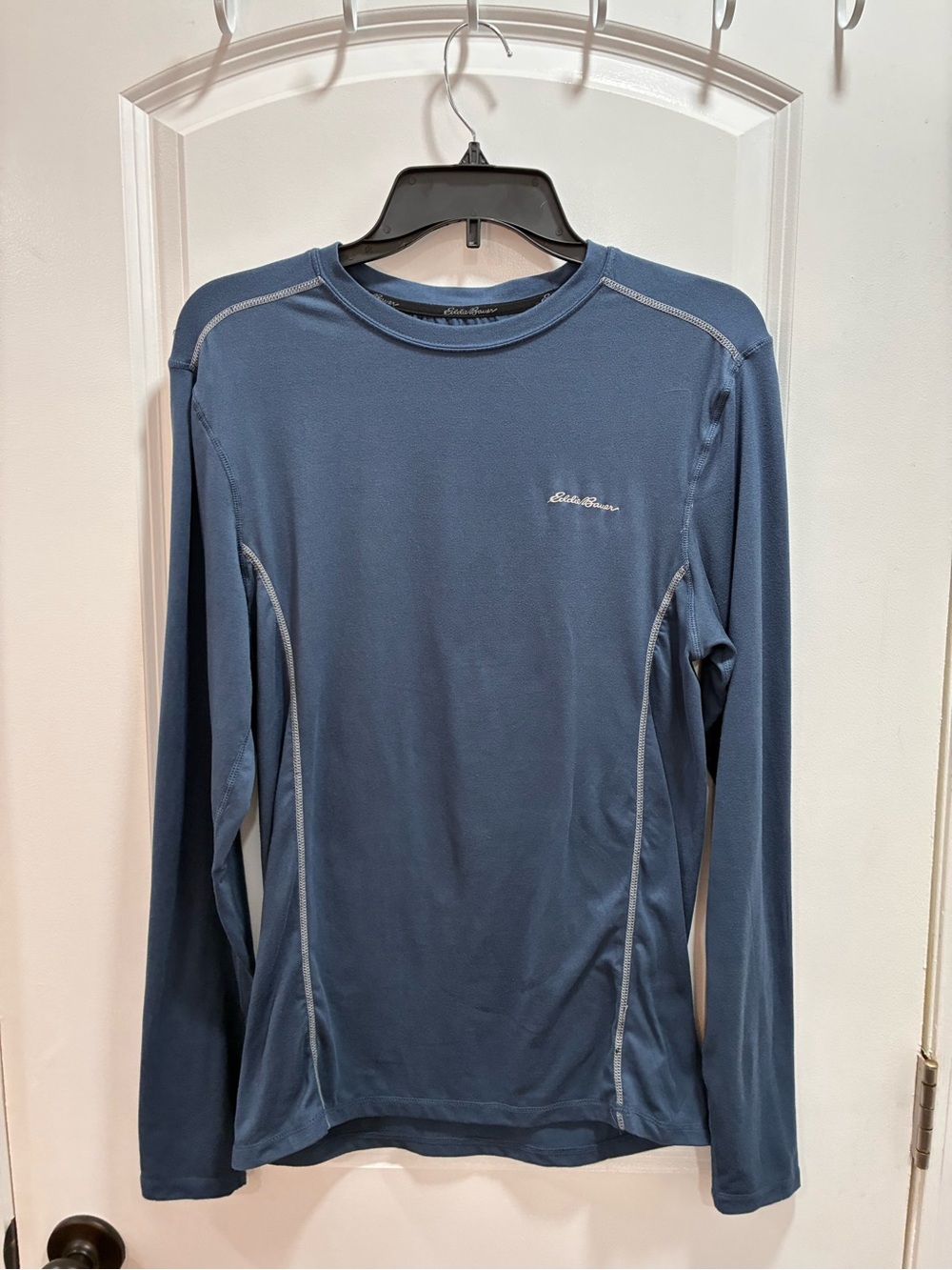 Eddie Bauer Men’s Long-Sleeve Crew Neck Tee — Slate Blue